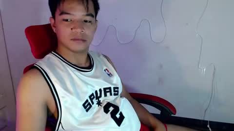 Snapshot of asianash18 chatting on June 23, 7:56 pm ASH online show from June 23, 7:56 pm