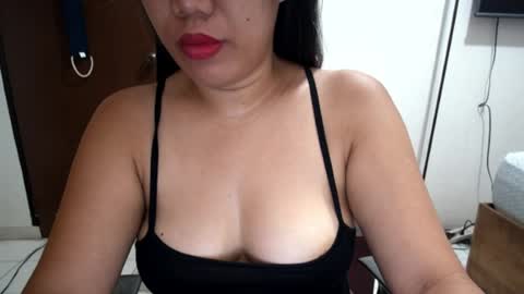 Snapshot of asianbabe6966 chatting on July 12, 1:29 am AsianBabes online show from July 12, 1:29 am