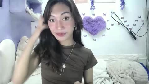 Snapshot of asianbarbie05 chatting on June 8, 7:25 pm SOFIA online show from June 8, 7:25 pm