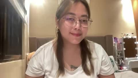 Curvy online show from October 15, 10:15 am