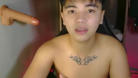 Snapshot of asiancarl_bigcock chatting on June 11, 10:13 am kairo dewji in ifbi online show from June 11, 10:13 am