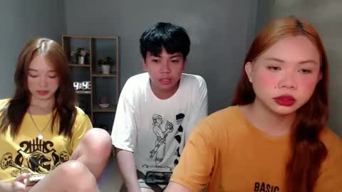   online show from December 22, 5:56 am