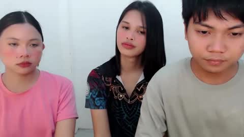   online show from February 26, 8:04 am