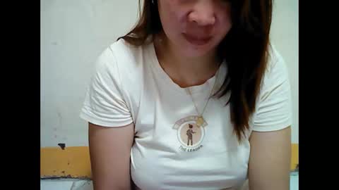 asiancutie143 online show from February 16, 9:33 pm