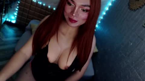 Snapshot of asiandollxxx4u chatting on May 29, 1:31 pm BELLA NOTCH online show from May 29, 1:31 pm