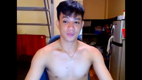 asiandreamboyx online show from April 21, 2:51 am