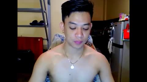 asiandreamboyx online show from June 10, 3:18 am
