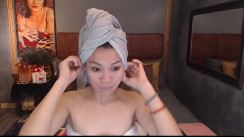 Snapshot of asianhotjasmin chatting on July 27, 7:26 am asianhotjasmin online show from July 27, 7:26 am