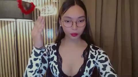 Snapshot of asianhottiesttamira chatting on October 25, 5:37 am HI IM TAMIRA LOOKING FOR SERIOUS RELATIONSHIP online show from October 25, 5:37 am
