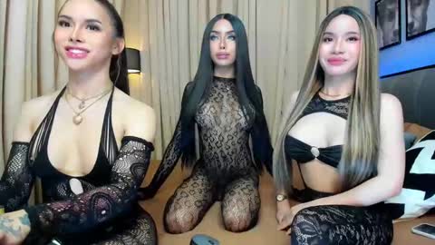 asianhugecockcindy online show from December 18, 1:05 am