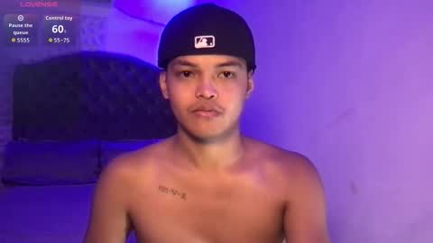 VICTORIA SCOTT online show from March 13, 9:27 am