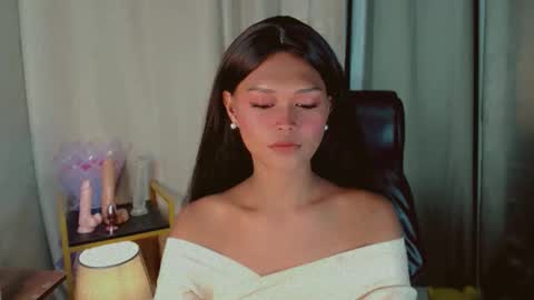 Kianna online show from April 24, 11:34 am