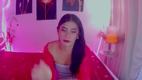 asianloreen24 online show from December 4, 3:21 pm