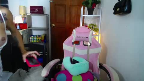 Snapshot of asianmistress69xxx chatting on July 1, 8:49 am asianmistress69xxx online show from July 1, 8:49 am