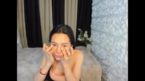 Snapshot of asianpetitefucker01 chatting on May 29, 8:01 am asianpetitefucker01 online show from May 29, 8:01 am