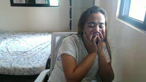 Snapshot of asianprettymay chatting on October 2, 6:31 am asianprettymay online show from October 2, 6:31 am