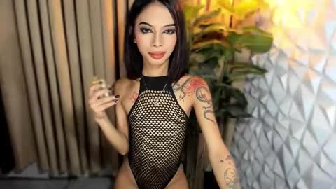 Snapshot of asianprettypetite chatting on September 17, 1:13 pm CHESKA online show from September 17, 1:13 pm