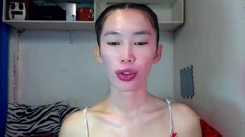 J A D E online show from November 11, 10:54 pm