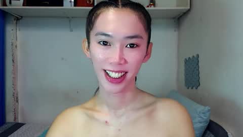 J A D E online show from November 25, 11:16 pm