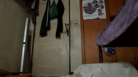 Snapshot of asianqueenforsex chatting on June 7, 8:29 am asianqueenforsex online show from June 7, 8:29 am