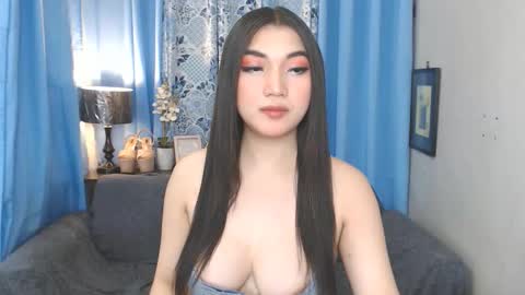 Nina online show from April 15, 2:51 am