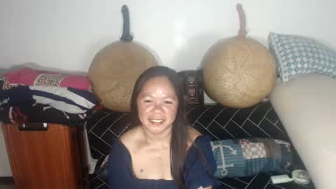 Snapshot of asiansexywild69 chatting on October 25, 3:03 am asiansexywild69 online show from October 25, 3:03 am