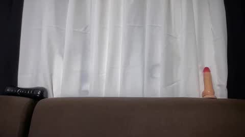 Snapshot of asiansweet_lily chatting on June 4, 9:32 pm Lily online show from June 4, 9:32 pm