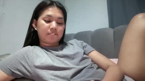 Snapshot of asiansweet_lily chatting on June 9, 1:56 pm Lily online show from June 9, 1:56 pm
