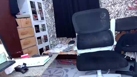 Trish online show from November 16, 11:05 am