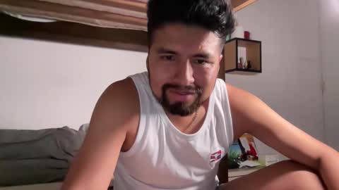 A S I L I O S   H A L L online show from October 18, 8:59 am