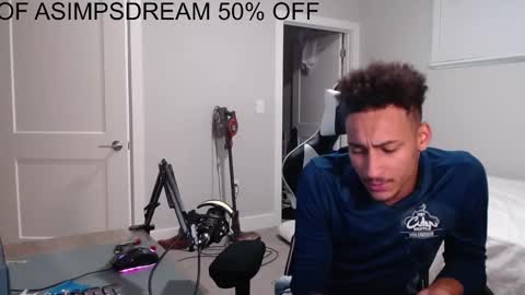 Snapshot of asimpsdream chatting on September 26, 11:14 am asimpsdream online show from September 26, 11:14 am