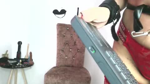 Snapshot of asiri_smith chatting on November 17, 7:52 pm Asiri online show from November 17, 7:52 pm