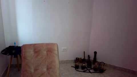 Asiri  online show from June 16, 4:42 pm