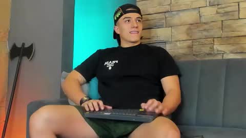 Aslan  online show from February 7, 3:21 am