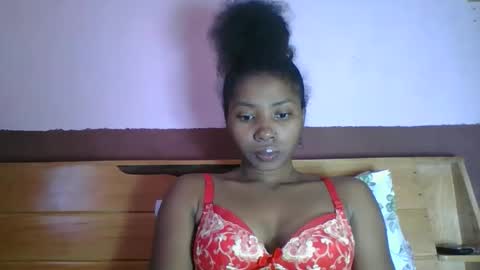 asmiraa online show from February 17, 8:33 am