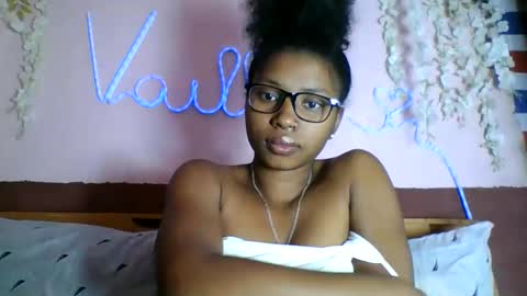 asmiraa online show from June 7, 5:38 pm