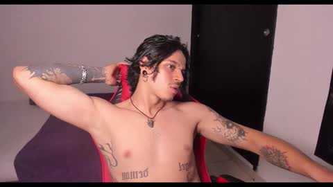 asmodeuszz online show from March 12, 12:17 am