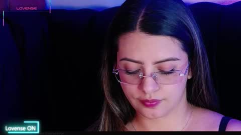 Snapshot of aspenruss chatting on September 11, 9:15 pm online show from September 11, 9:15 pm