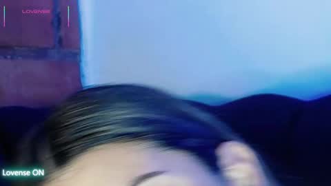 Snapshot of aspenruss chatting on October 17, 3:42 am online show from October 17, 3:42 am