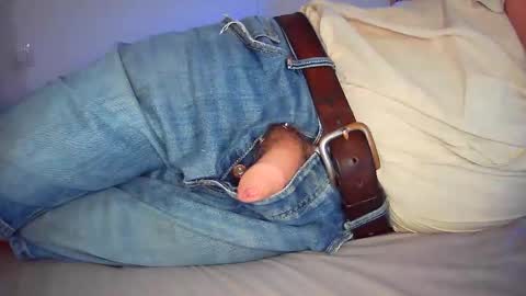 Will take commands from GuysWomenCouples etc online show from September 14, 8:19 pm