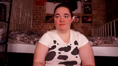 Snapshot of assgives chatting on October 28, 2:59 am Eva online show from October 28, 2:59 am