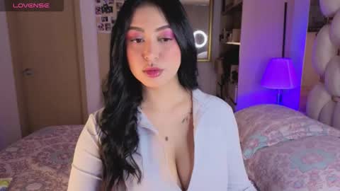 Ashley online show from October 19, 9:15 pm