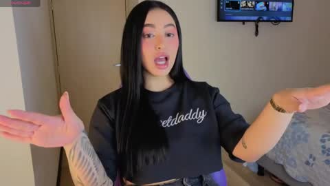 Ashley online show from June 6, 11:09 pm