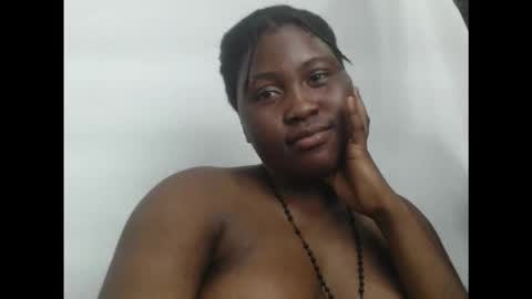 Snapshot of assnpussyx chatting on October 4, 9:35 pm assnpussyx online show from October 4, 9:35 pm