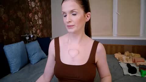 assprincesshot online show from March 16, 11:42 pm