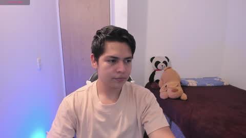 Asta Kuno online show from April 7, 2:34 am