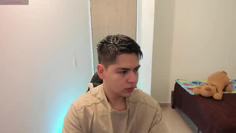 Asta Kuno online show from April 26, 6:00 am