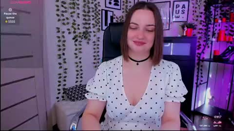Snapshot of astarte_aste chatting on July 31, 10:58 am astarte_aste online show from July 31, 10:58 am