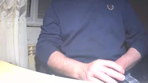 Snapshot of astelover chatting on December 14, 10:50 pm astelover online show from December 14, 10:50 pm