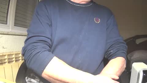 Snapshot of astelover chatting on January 5, 9:47 pm astelover online show from January 5, 9:47 pm